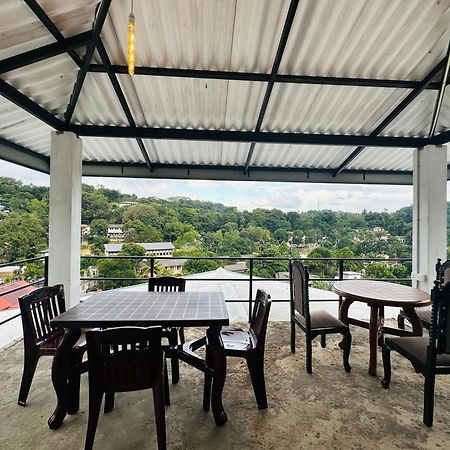 Mountain White Villa By Sunrise Kandy Buitenkant foto
