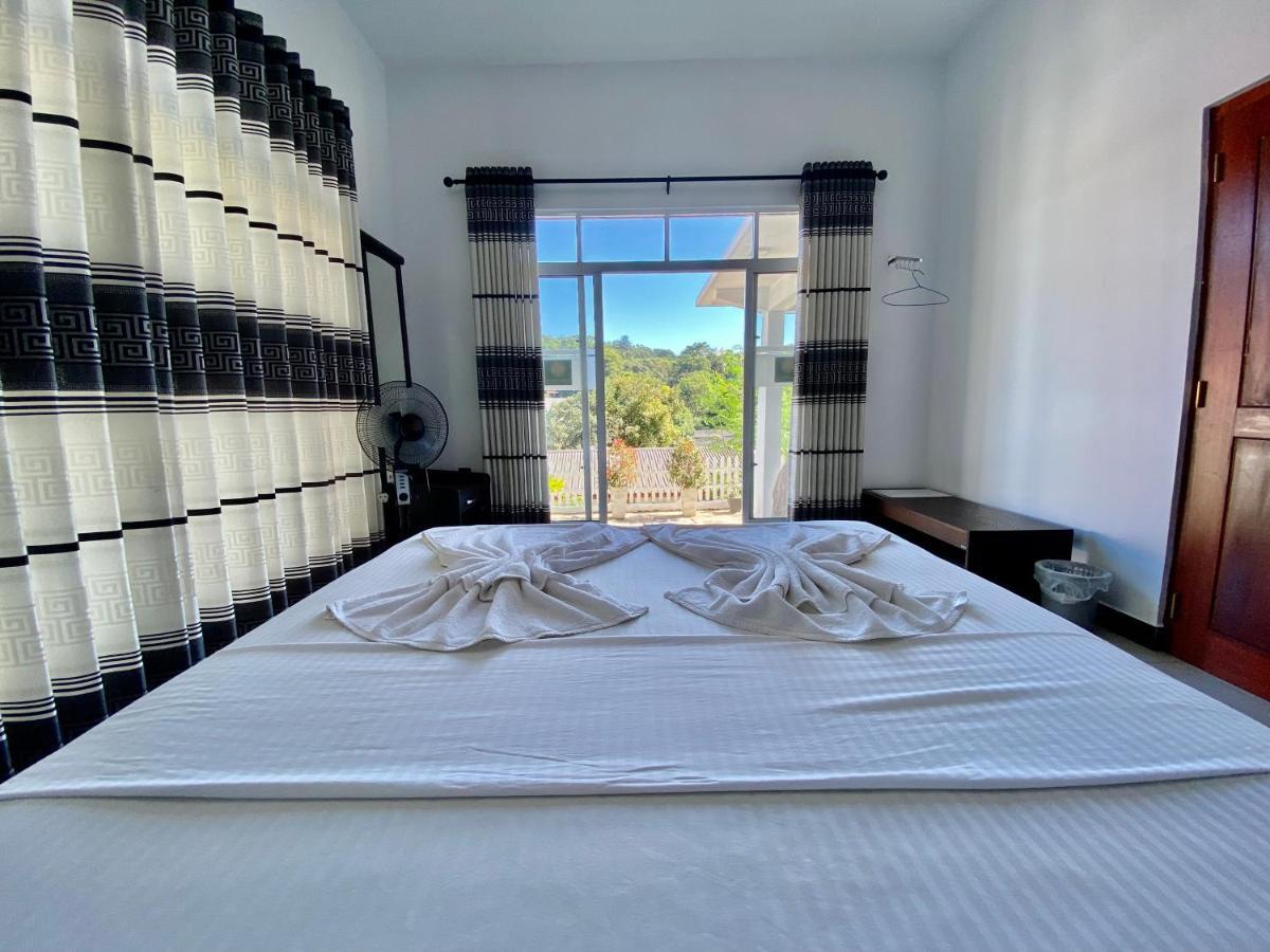 Mountain White Villa By Sunrise Kandy Buitenkant foto