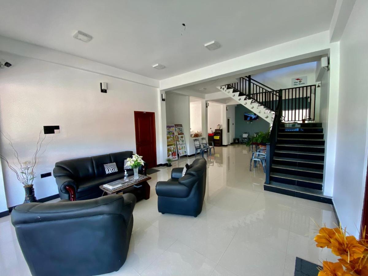 Mountain White Villa By Sunrise Kandy Buitenkant foto