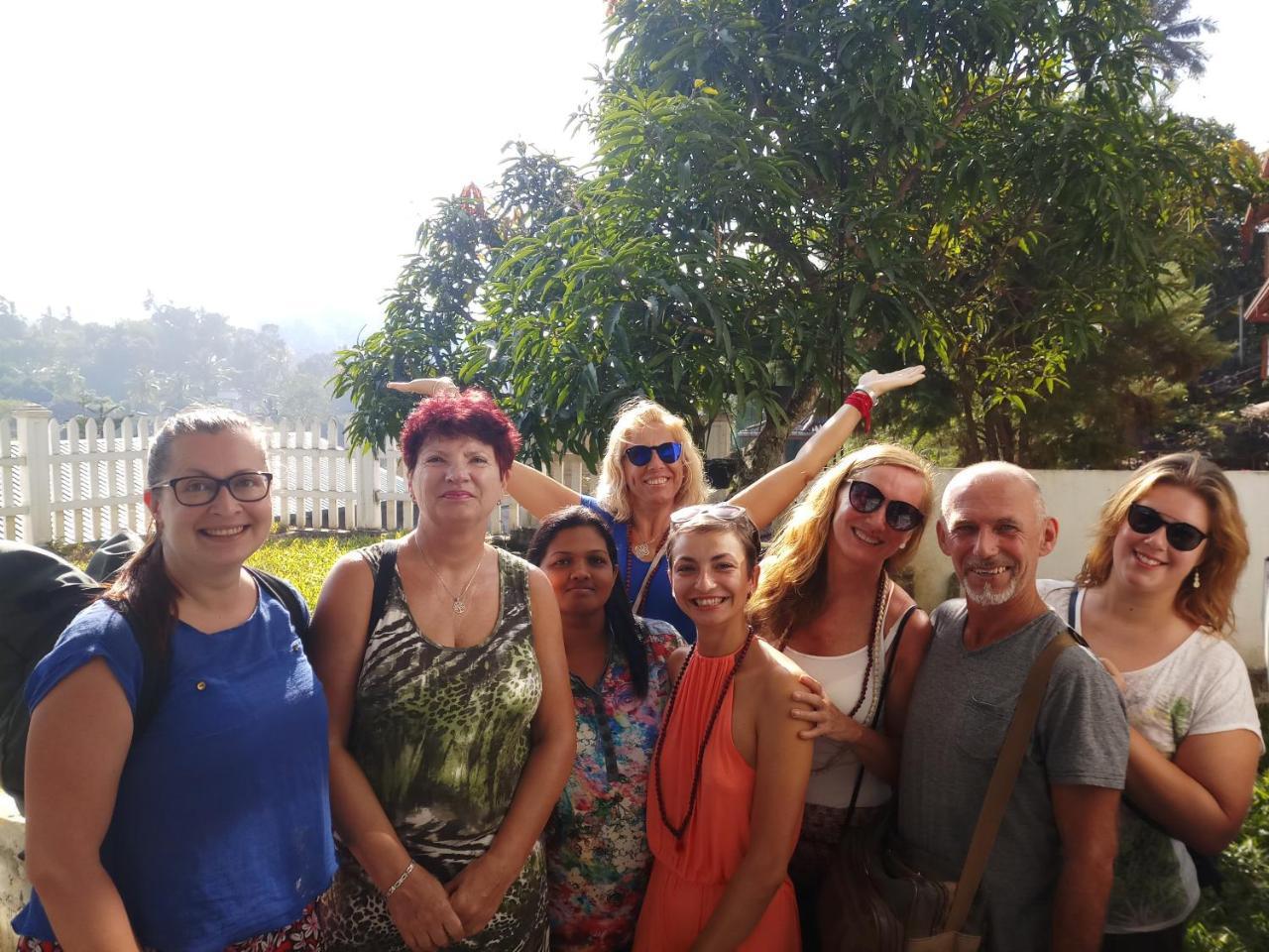 Mountain White Villa By Sunrise Kandy Buitenkant foto